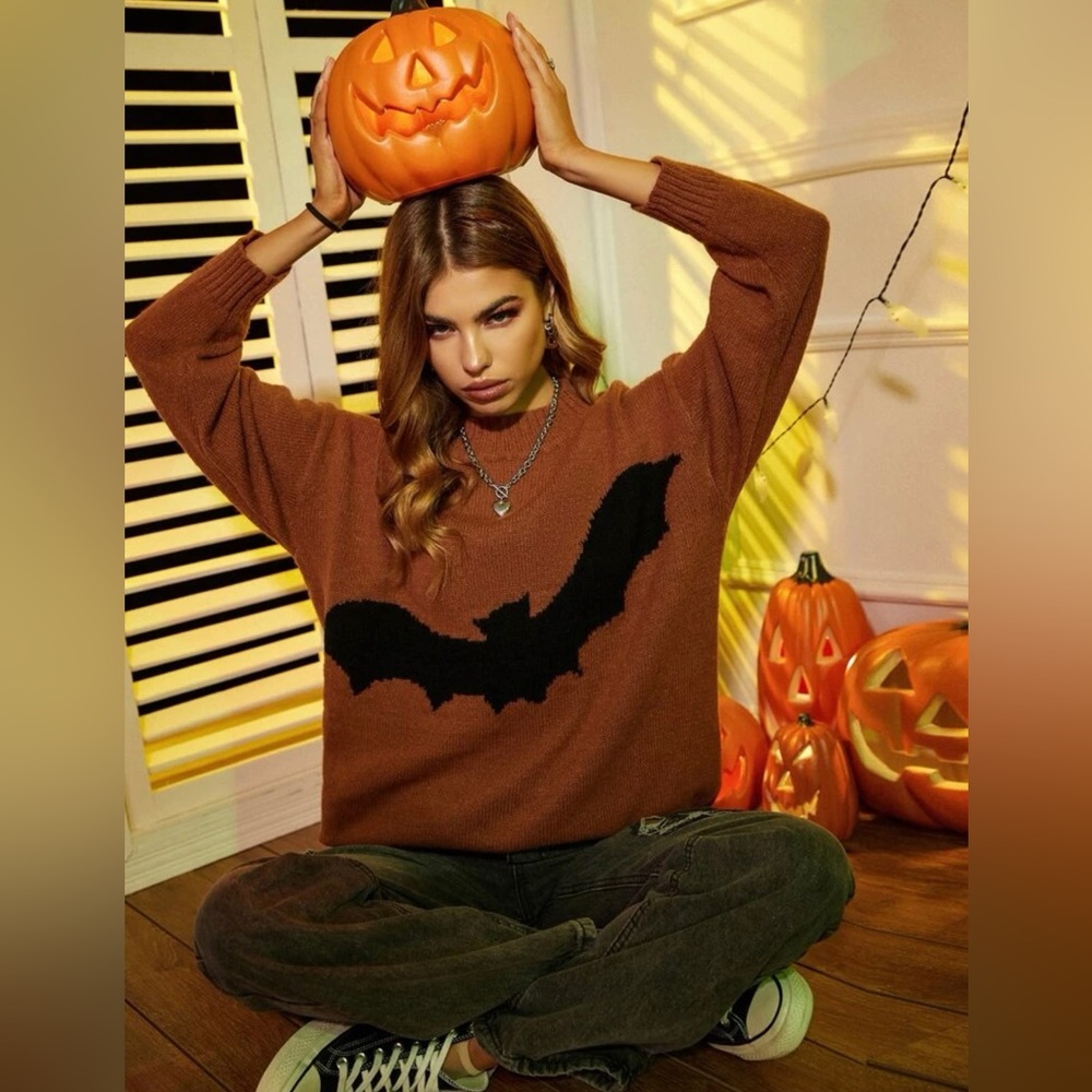 HALLOWEEN SWEATER 🦇
